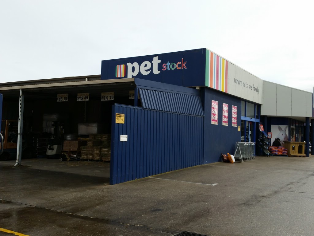 PETstock Melton | pet store | 77 High St, Melton VIC 3337, Australia | 0397466777 OR +61 3 9746 6777