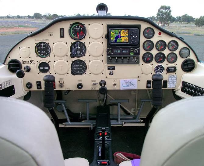 Temora Flight Training | 23 Tenefts St, Temora NSW 2666, Australia | Phone: 0412 409 171