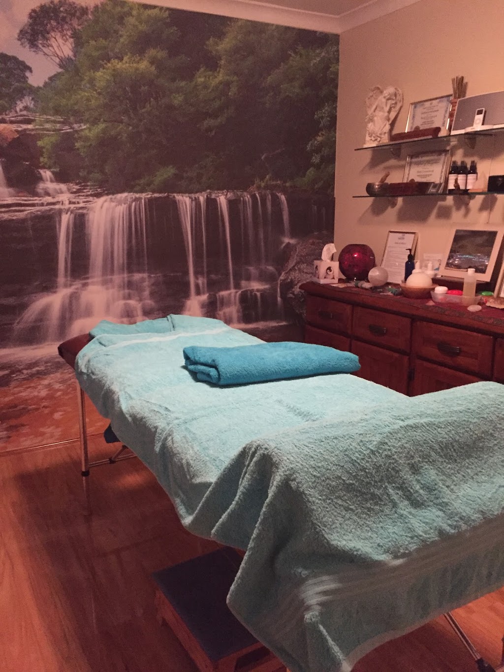 Needa Massage | 28 Bideford St, Warnbro WA 6169, Australia | Phone: 0419 933 897