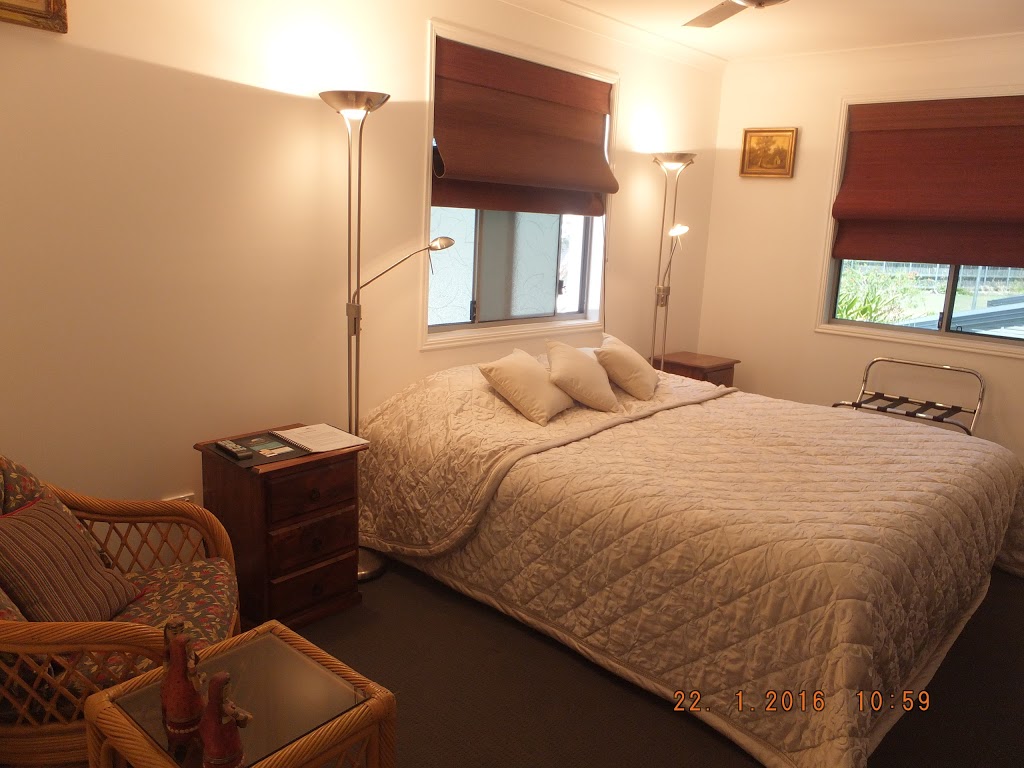 Torquay Terrace Bed & Breakfast | 337 Torquay Terrace, Hervey Bay QLD 4655, Australia | Phone: (07) 4125 1602