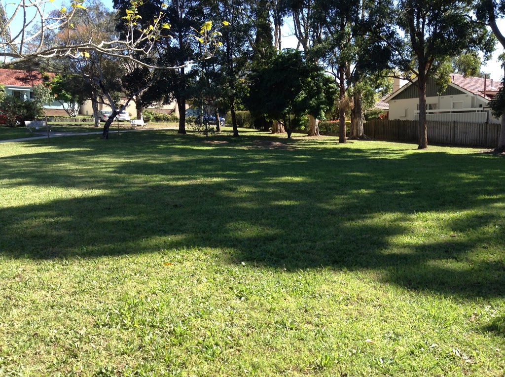 Communtiy Park | park | 5R Jackson Cres, Denistone East NSW 2112, Australia