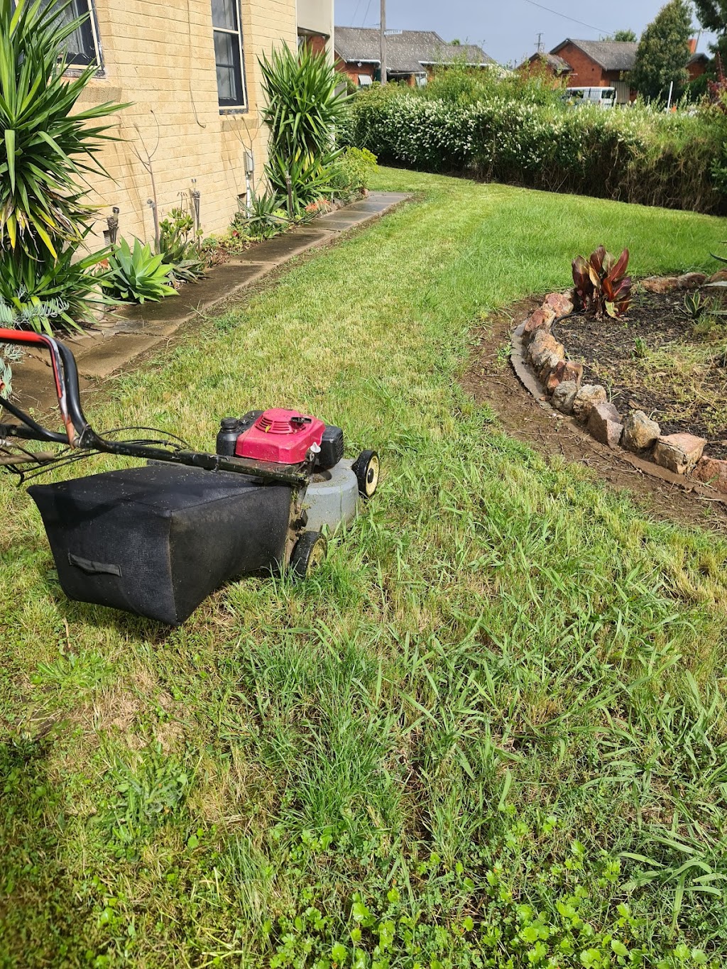 Rods Lawns and More | Goulburn Valley Hwy, Kialla VIC 3631, Australia | Phone: 0400 718 702