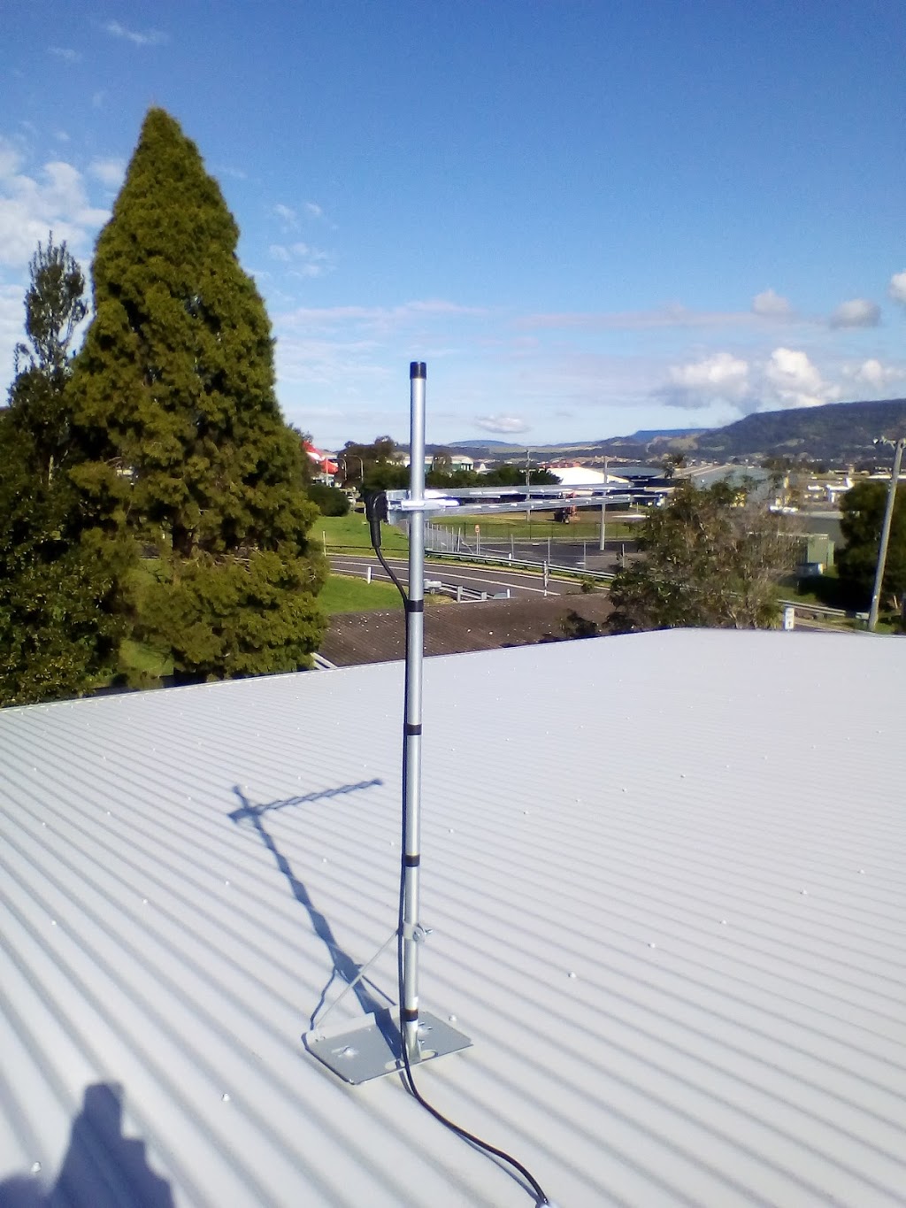 Mervyn Roulston TV Antenna Repairs and Installations | Luke Pl, Horsley NSW 2530, Australia | Phone: 0407 288 600