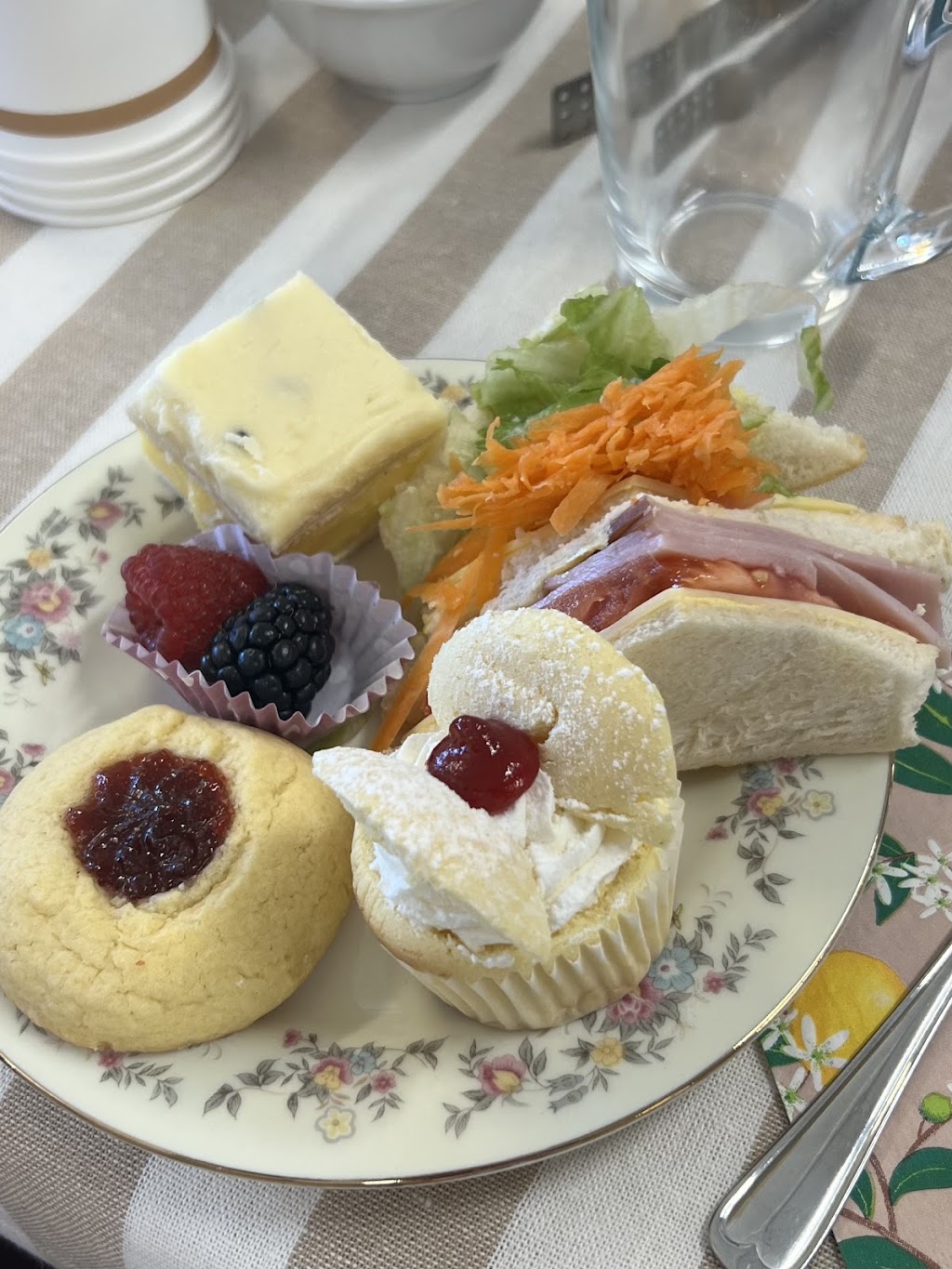 Nanny Lous Lane | 89 George St, Kalbar QLD 4309, Australia | Phone: 0418 754 980