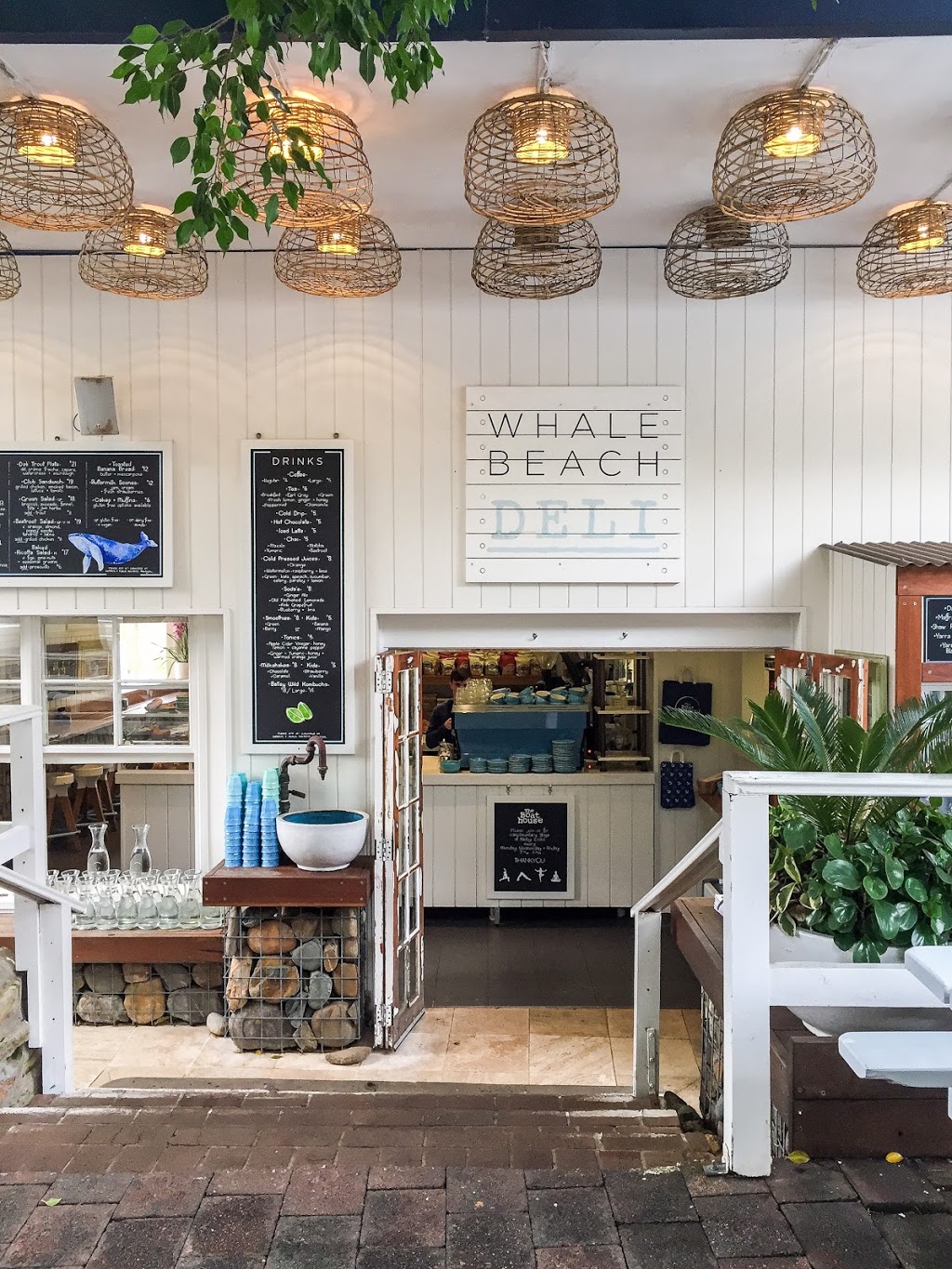 Whale Beach Deli | store | 1/231 Whale Beach Rd, Whale Beach NSW 2107, Australia | 0299745440 OR +61 2 9974 5440