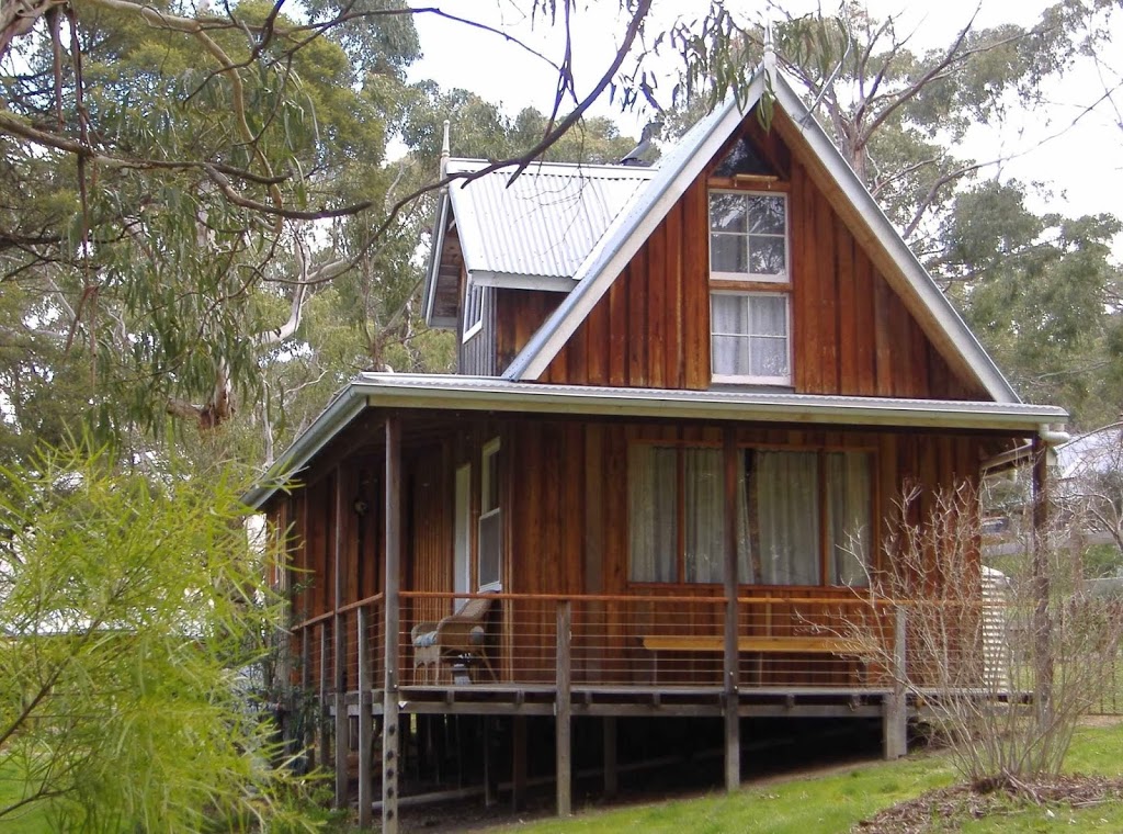 Mount Cole Cottages | lodging | 11 Frees Point Rd, Raglan VIC 3373, Australia | 0422438414 OR +61 422 438 414