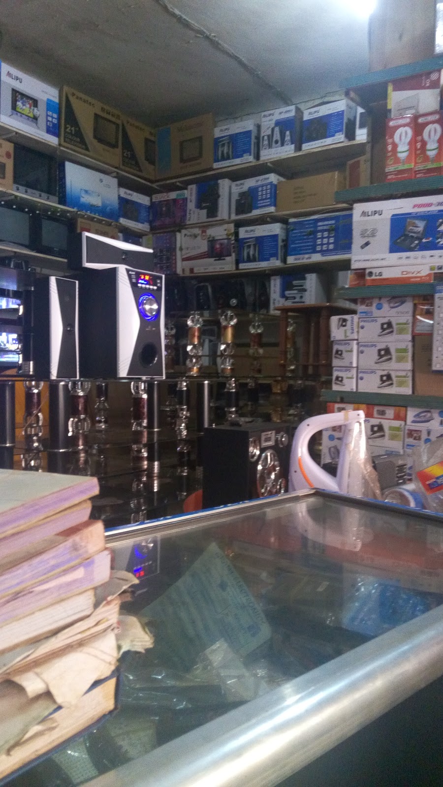 Grant Electronics PTY Ltd. | home goods store | 16 Westmore Ave, Sorrento VIC 3943, Australia | 0416015943 OR +61 416 015 943