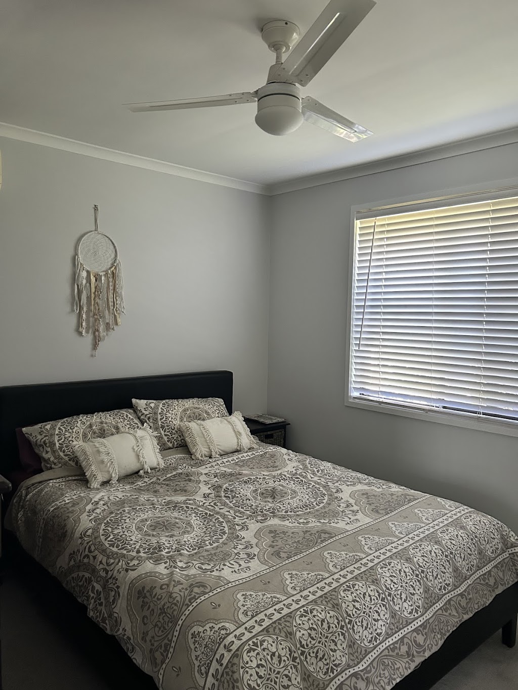 Priority Painting Brisbane | 27a Ure St, Hendra QLD 4011, Australia | Phone: (07) 4802 5070