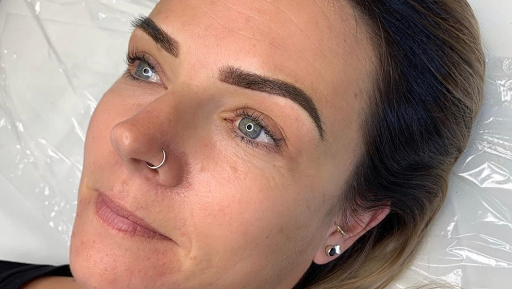 Melanie Ceveri - Makeup Brows Beauty | 36 Brightside Dr, Granite Rock VIC 3875, Australia | Phone: 0422 150 115