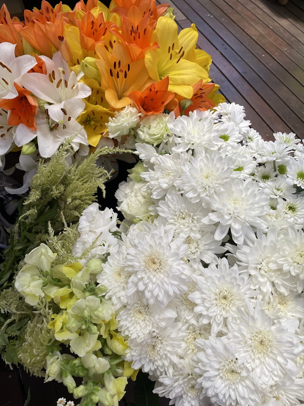 Petals To Go Florist | 62 Harbour Dr, Patterson Lakes VIC 3197, Australia | Phone: 0416 301 325