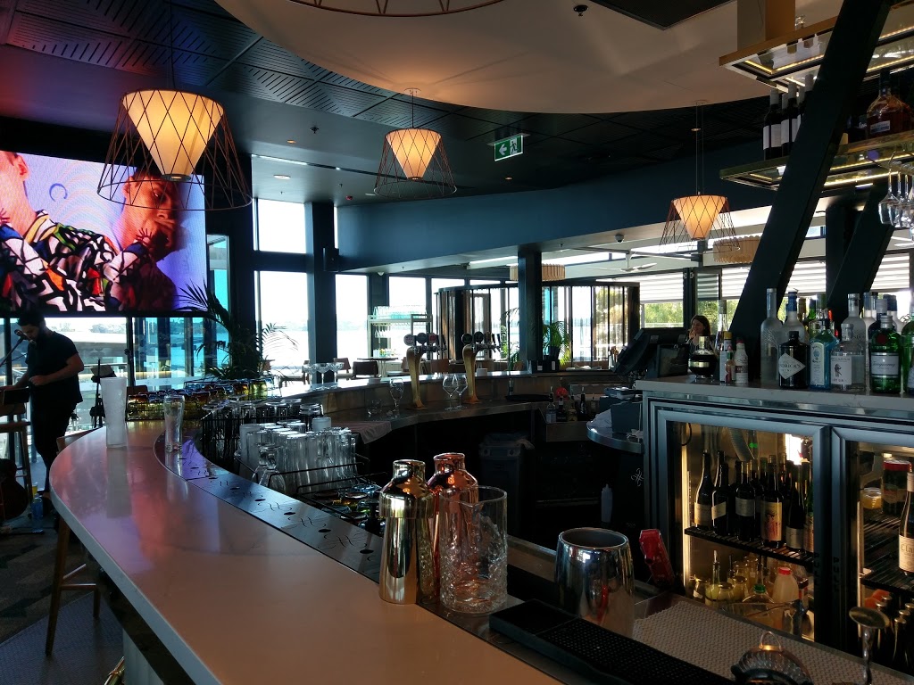 The Point Bar & Grill | restaurant | 306 Riverside Dr, Perth WA 6004, Australia | 0892188088 OR +61 8 9218 8088
