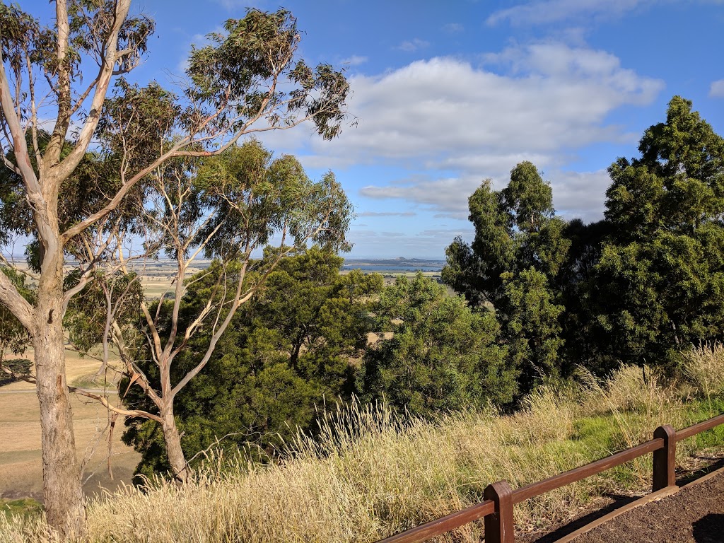 Mt Leura lookout | park | Mt Leura Rd, Camperdown VIC 3260, Australia