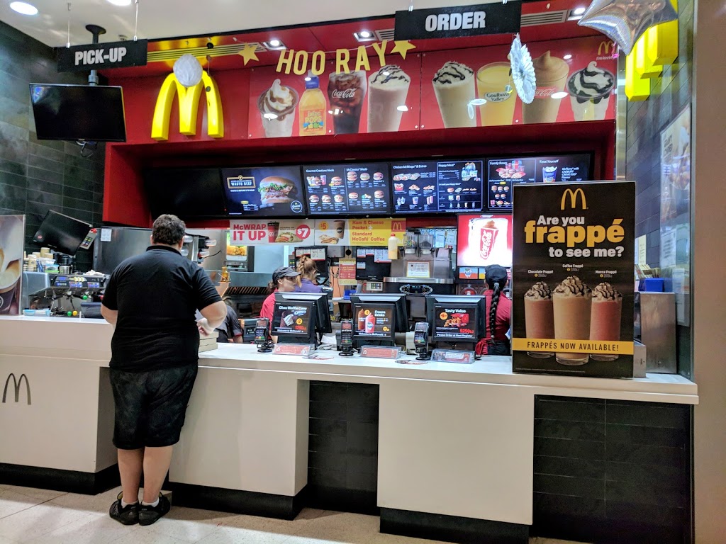 McDonalds Campbelltown Mall II | cafe | 271 Queen St, Campbelltown NSW 2560, Australia | 0246205552 OR +61 2 4620 5552