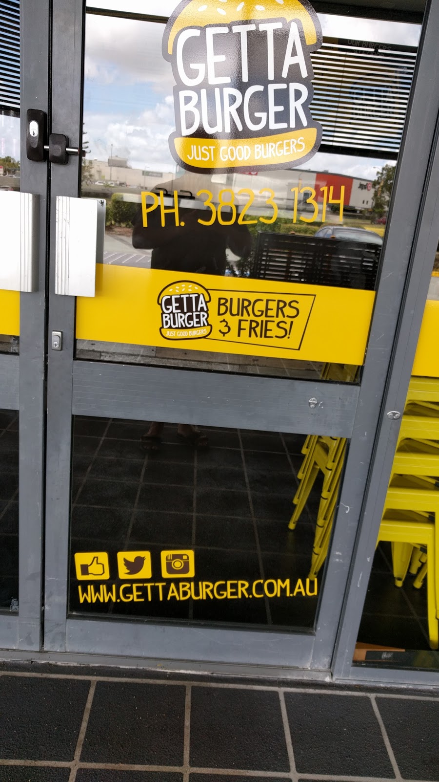 Getta Burger | 67 Redland Bay Rd, Capalaba QLD 4157, Australia | Phone: (07) 3823 1314