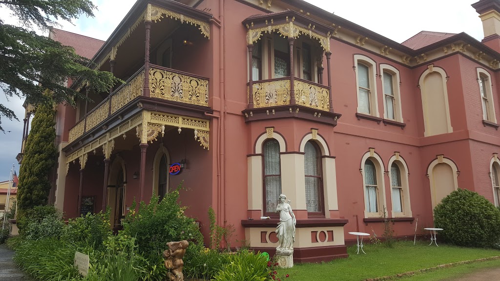 Historic Stannum House | lodging | 114 Rouse St, Tenterfield NSW 2372, Australia | 0267365538 OR +61 2 6736 5538