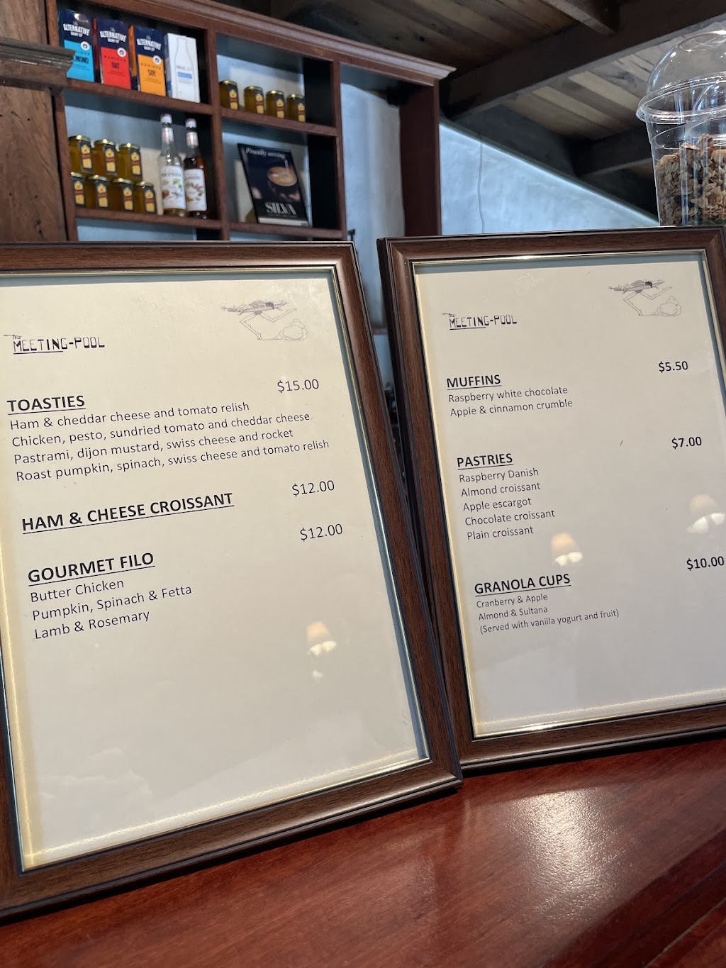 The Meeting Pool Café | 7 Hillcrest Ave, Eltham VIC 3095, Australia | Phone: (03) 9439 7712
