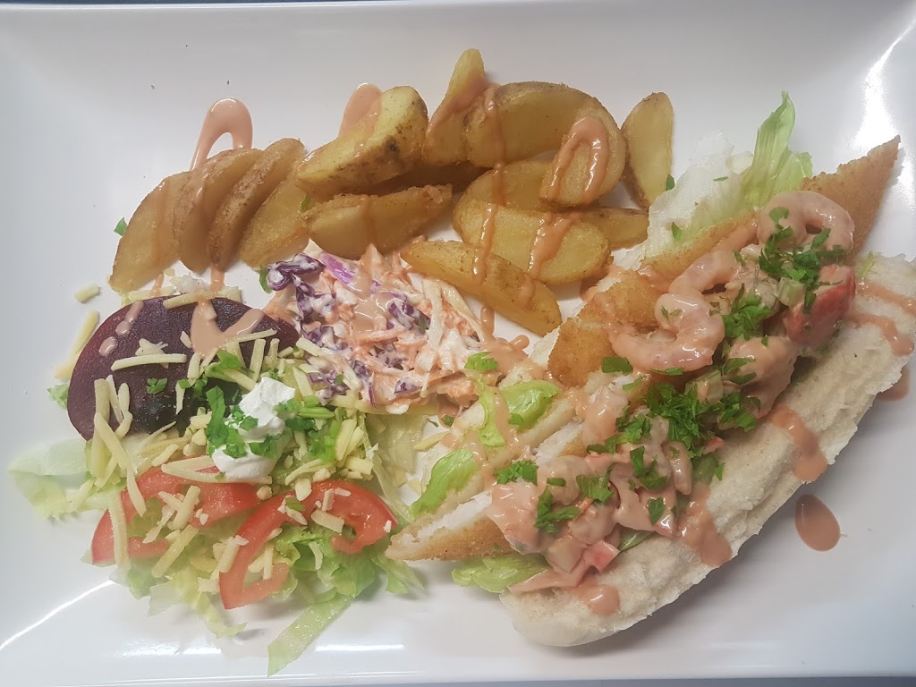 The Twisted Dog Cafe N Diner pty ltd | meal takeaway | shop 9/193 Swallow St, Mooroobool QLD 4870, Australia | 0490243624 OR +61 490 243 624