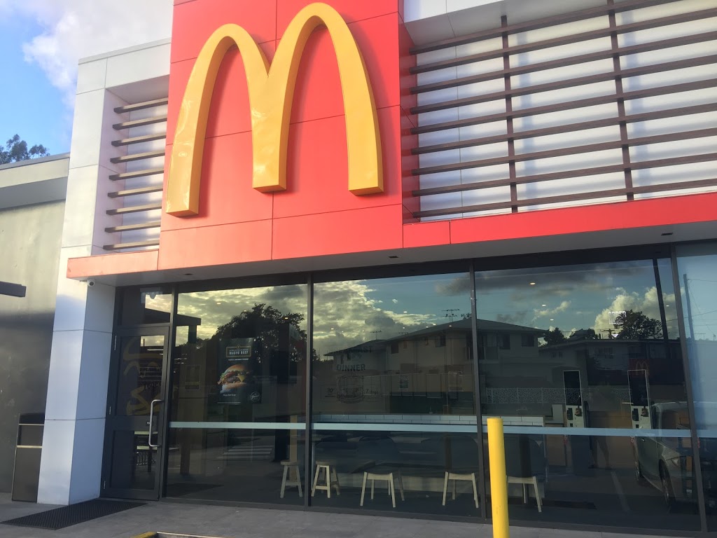 McDonalds Acacia Ridge | meal takeaway | 1439 Beaudesert Rd, Acacia Ridge QLD 4110, Australia | 0732729802 OR +61 7 3272 9802