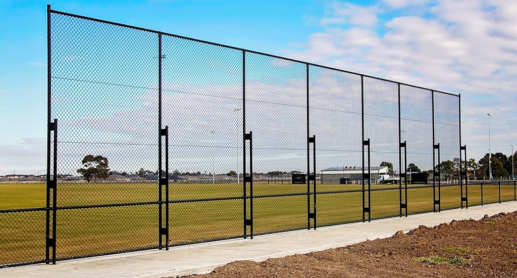 Melbourne Chain Wire Fencing | 147 McEwan Rd, Heidelberg West VIC 3081, Australia | Phone: (03) 9457 1704