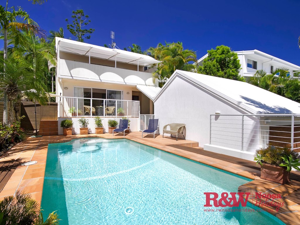 27 Nairana - RW Noosa Holidays | 27 Nairana Rest, Noosa Heads QLD 4567, Australia | Phone: (07) 5448 0966