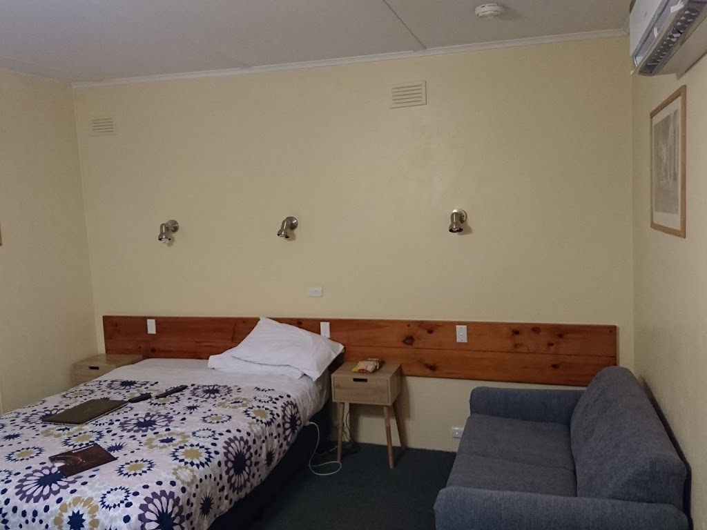 Camperdown Cascade Motel | 311 Manifold St, Camperdown VIC 3260, Australia | Phone: (03) 5593 1144