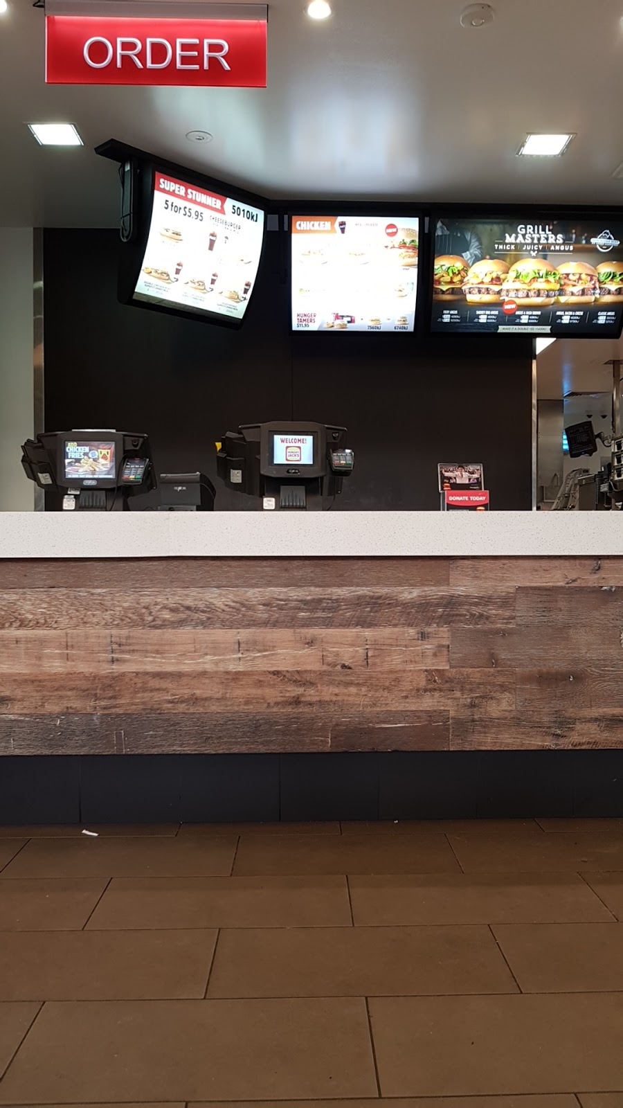 Hungry Jacks | restaurant | 1 Beenyup Rd, Byford WA 6122, Australia | 0895268676 OR +61 8 9526 8676