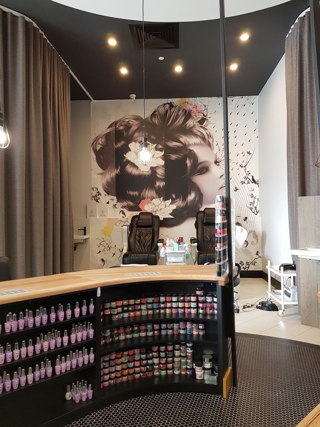 Paint Box Nails & Beauty Salon | shopping mall | Ghost Gum Blvd, Banksia Grove WA 6031, Australia