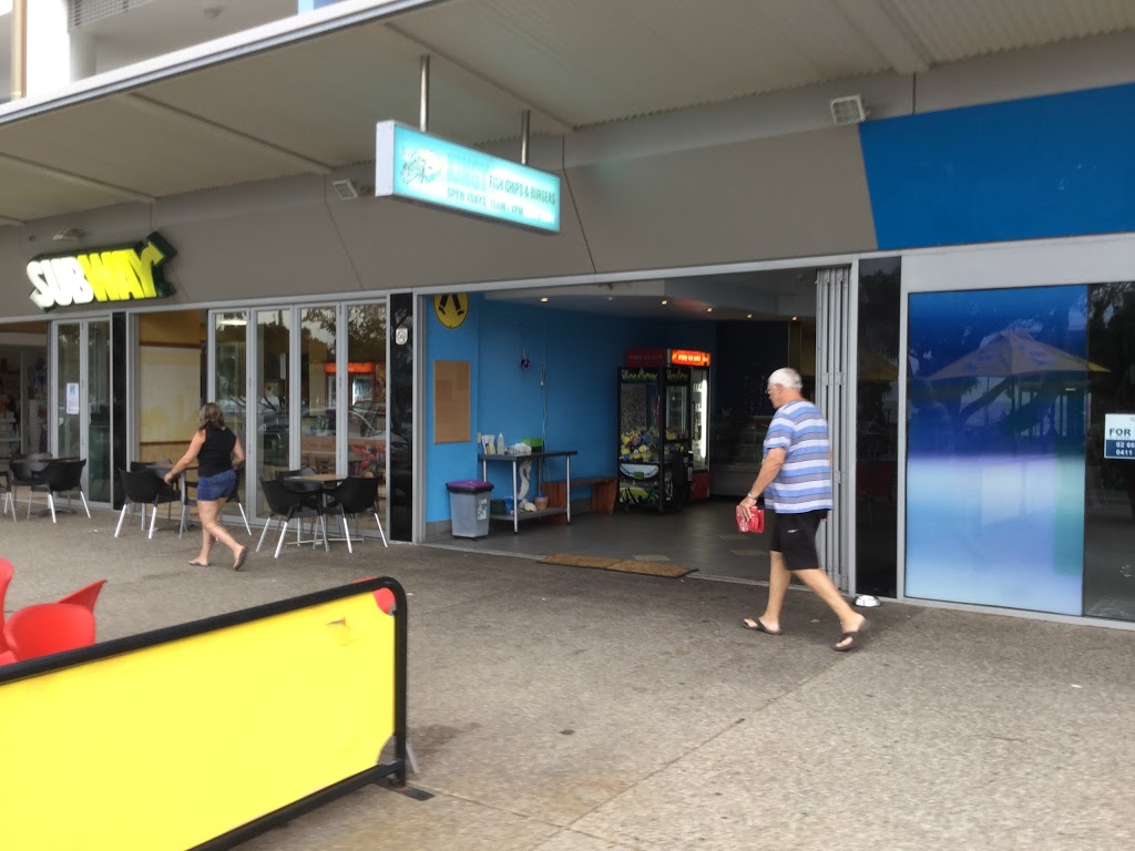 Kingy Fish Chips & Burgers | meal takeaway | 3/60 Marine Parade, Kingscliff NSW 2487, Australia | 0266744844 OR +61 2 6674 4844