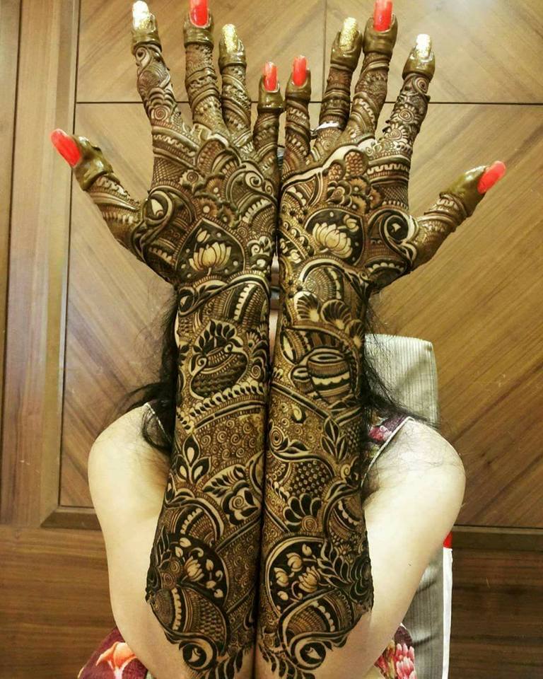 Melbourne Henna - Indian Bridal Makeup & Mehndi Design Service | clothing store | 9 Gurners Ln, Melbourne VIC 3037, Australia | 0410493033 OR +61 410 493 033