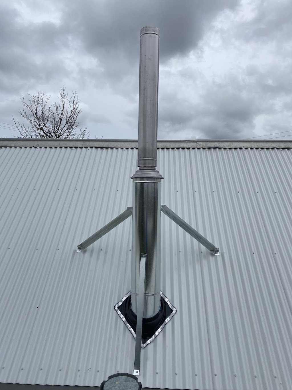 Dunlop Air | 810 Caldermeade Rd, Catani VIC 3981, Australia | Phone: 0413 869 409