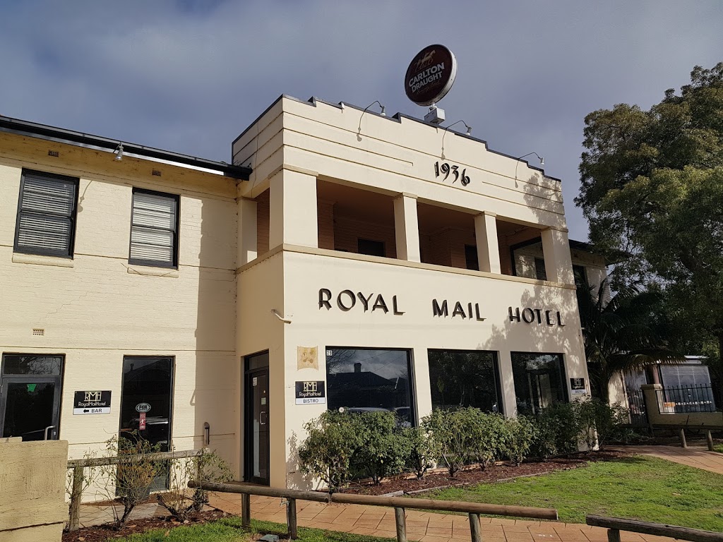 Royal Mail Hotel | lodging | 29 Beech St, Whittlesea VIC 3757, Australia | 0397161400 OR +61 3 9716 1400
