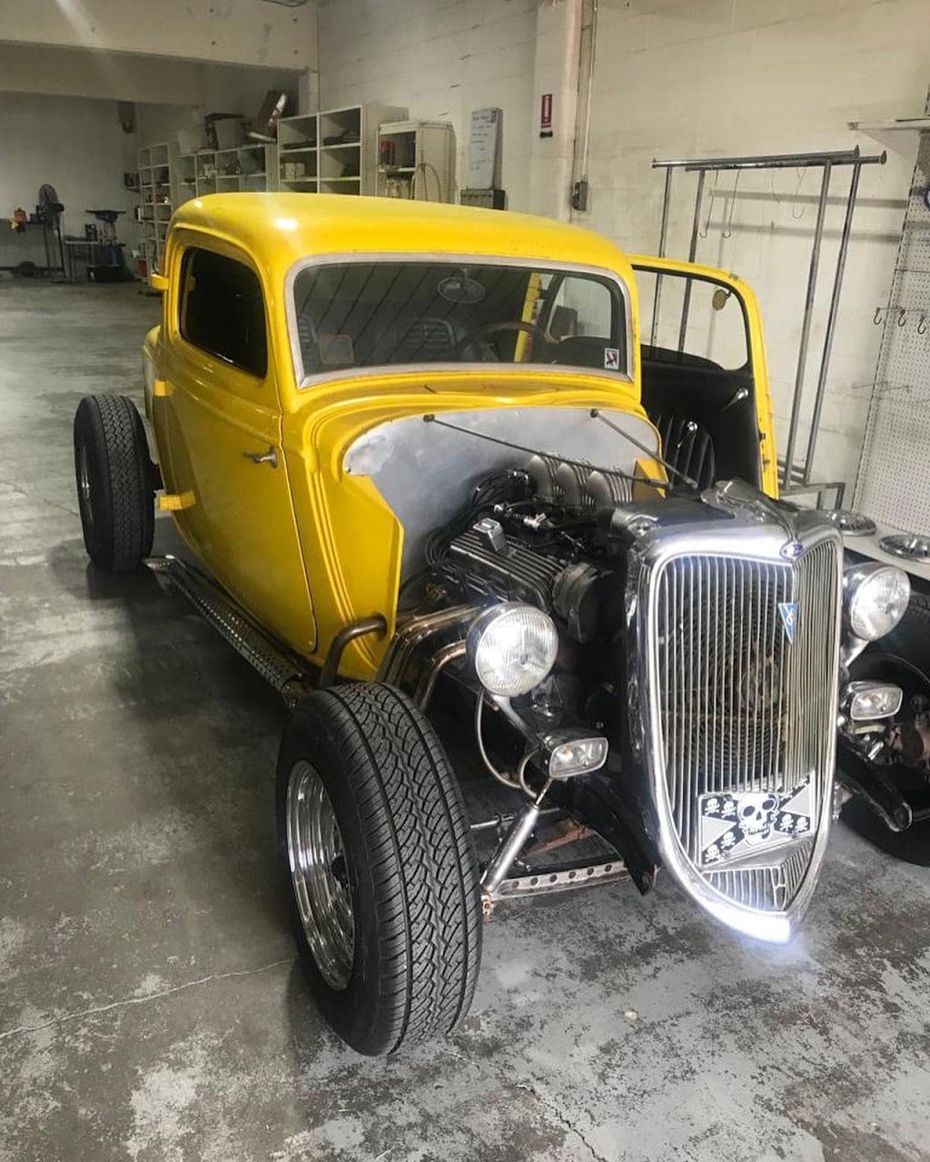 Tinos Classic Car Garage | Unit 8/20 Kenworth Pl, Brendale QLD 4500, Australia | Phone: 0421 474 502