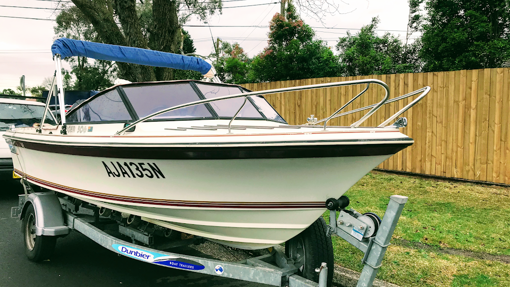 Trailer boat detailing Sydney | 6 Chiltern Rd, Ingleside NSW 2101, Australia | Phone: 0402 903 707