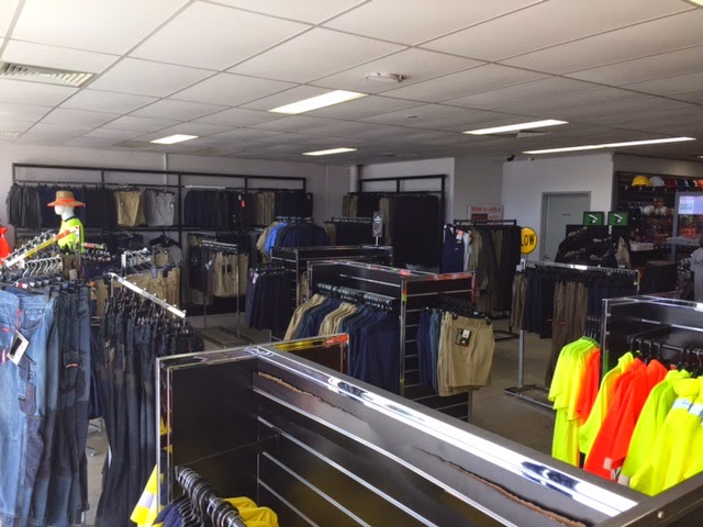 Totally Workwear Narellan | clothing store | 9 Rodeo Rd, Gregory Hills NSW 2557, Australia | 0246233635 OR +61 2 4623 3635