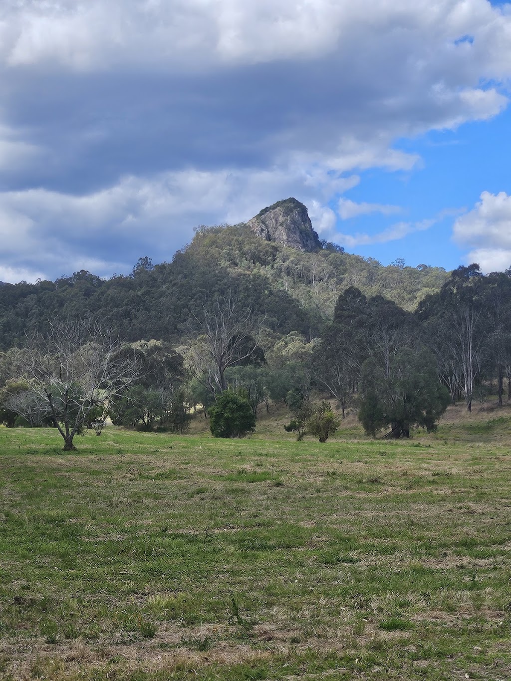 Ivory Rocks Outdoor Amphitheatre | 310 Mount Flinders Rd, Peak Crossing QLD 4306, Australia | Phone: (07) 3077 9668