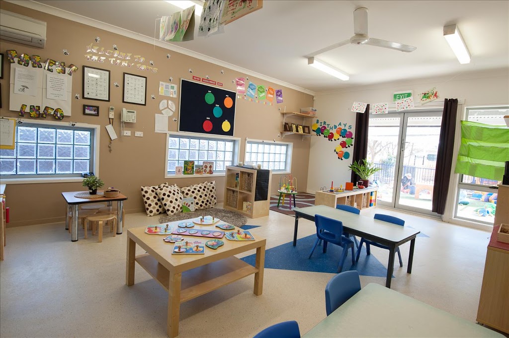 Conder Early Learning Centre | school | 29 Sidney Nolan St, Conder ACT 2906, Australia | 1800413885 OR +61 1800 413 885