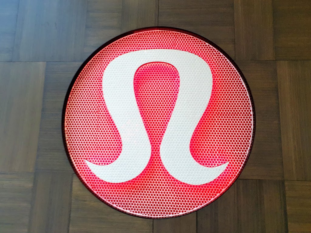 lululemon | clothing store | Shop/2757 Hooker Blvd, Broadbeach QLD 4218, Australia | 0755316564 OR +61 7 5531 6564