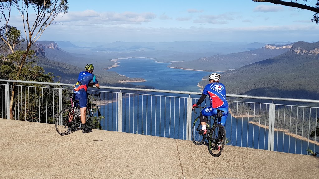 Nepean Gorge Lookout | Blue Mountains Dr, Blue Mountains National Park South NSW 2787, Australia