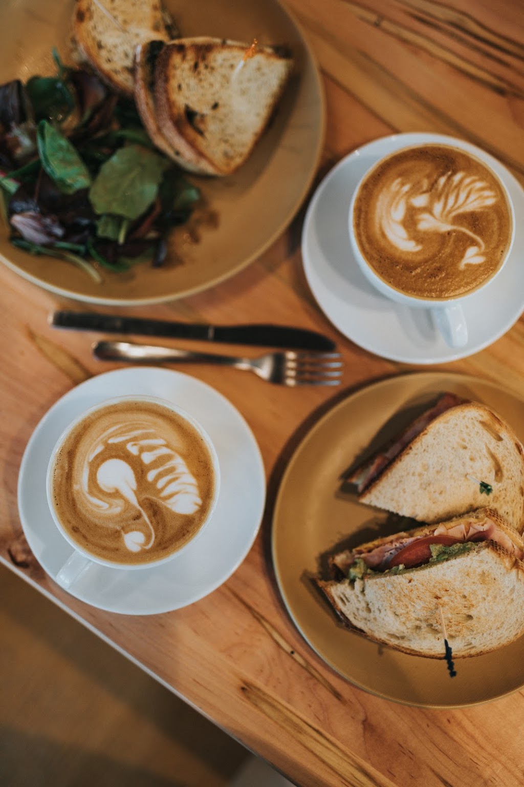 The Rogue Squirrel Cafe | cafe | Unit 1 A/45 Bunnett St, Sunshine North VIC 3020, Australia | 0393111118 OR +61 3 9311 1118