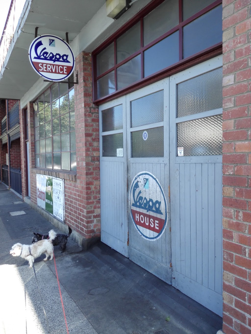 Vespa House | 155-157 Johnston St, Collingwood VIC 3066, Australia | Phone: (03) 9417 0342