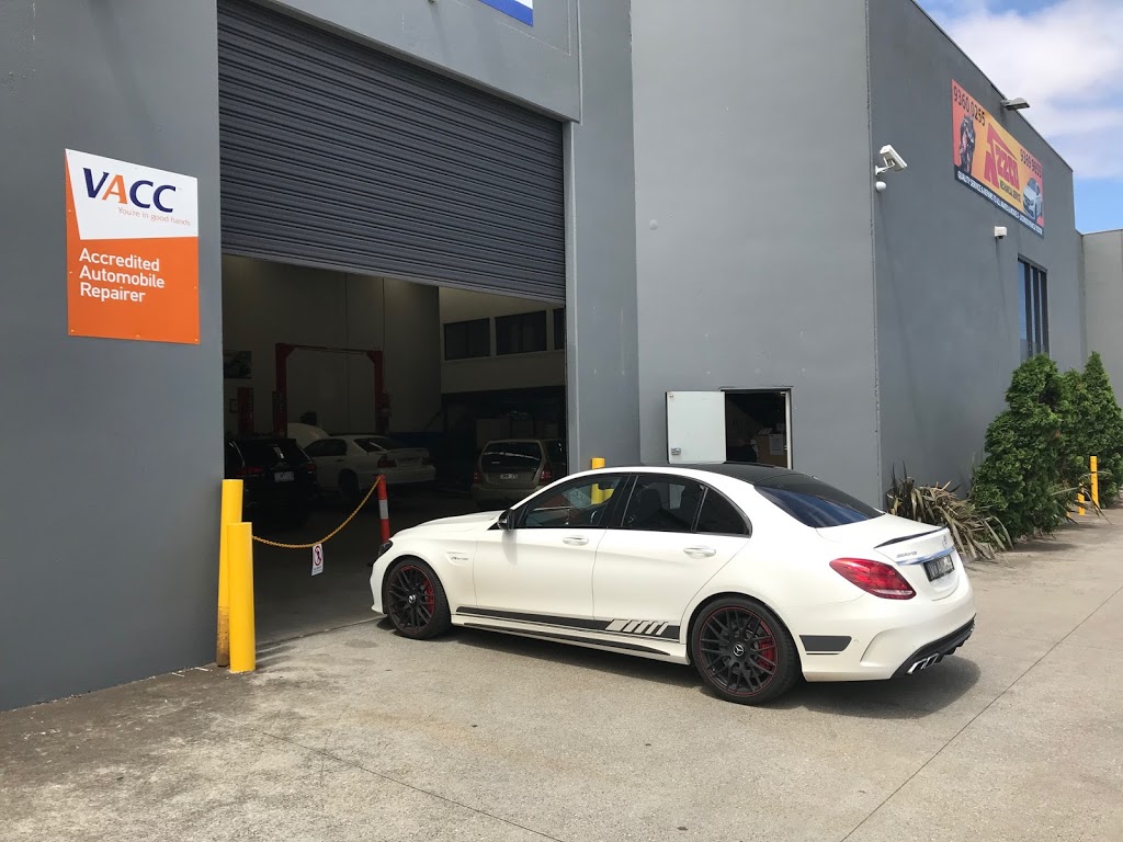 Azzco Deluxe Garage | 2/411 Old Geelong Rd, Hoppers Crossing VIC 3029, Australia | Phone: (03) 9360 0255