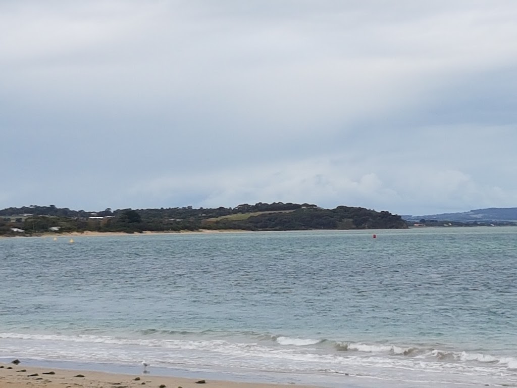 Hang Out Beacheach | Victoria, Australia