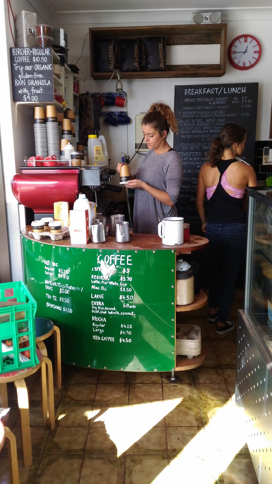 bRU Coffee Bondi | 101 Brighton Blvd, North Bondi NSW 2026, Australia | Phone: 0417 501 606