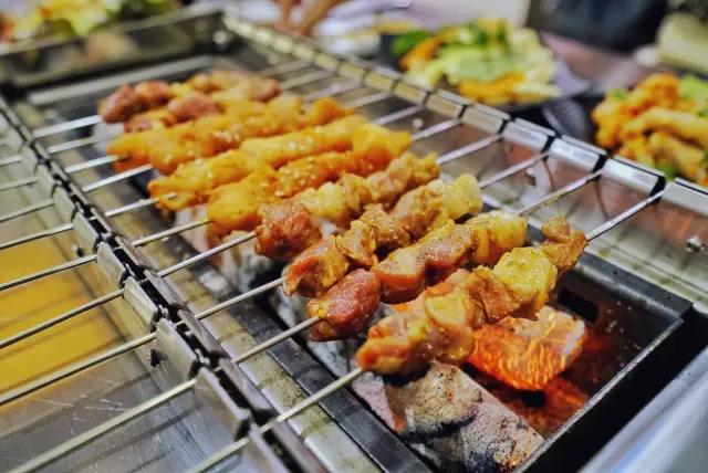 Yummy Chinese BBQ | restaurant | 69/1 Dixon St, Sydney NSW 2000, Australia | 0292802800 OR +61 2 9280 2800