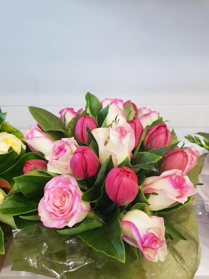 The Flowershop Kensington | 204 Bellair St, Kensington VIC 3031, Australia | Phone: (03) 9372 3093