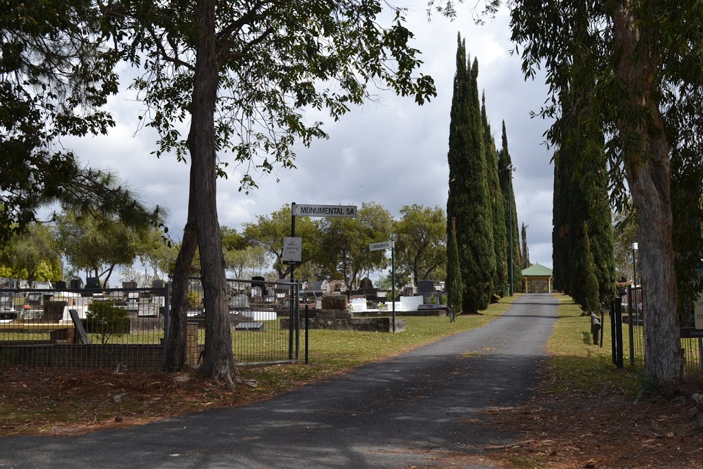 Southport General Cemetery | cemetery | 237 Queen St, Southport QLD 4215, Australia | 0755816640 OR +61 7 5581 6640
