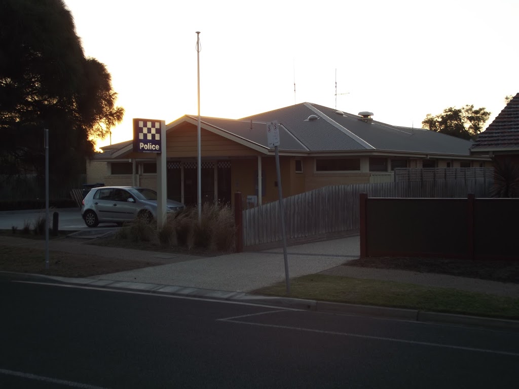 Rye Police Station | police | 2 Dundas St, Rye VIC 3941, Australia | 0359852582 OR +61 3 5985 2582