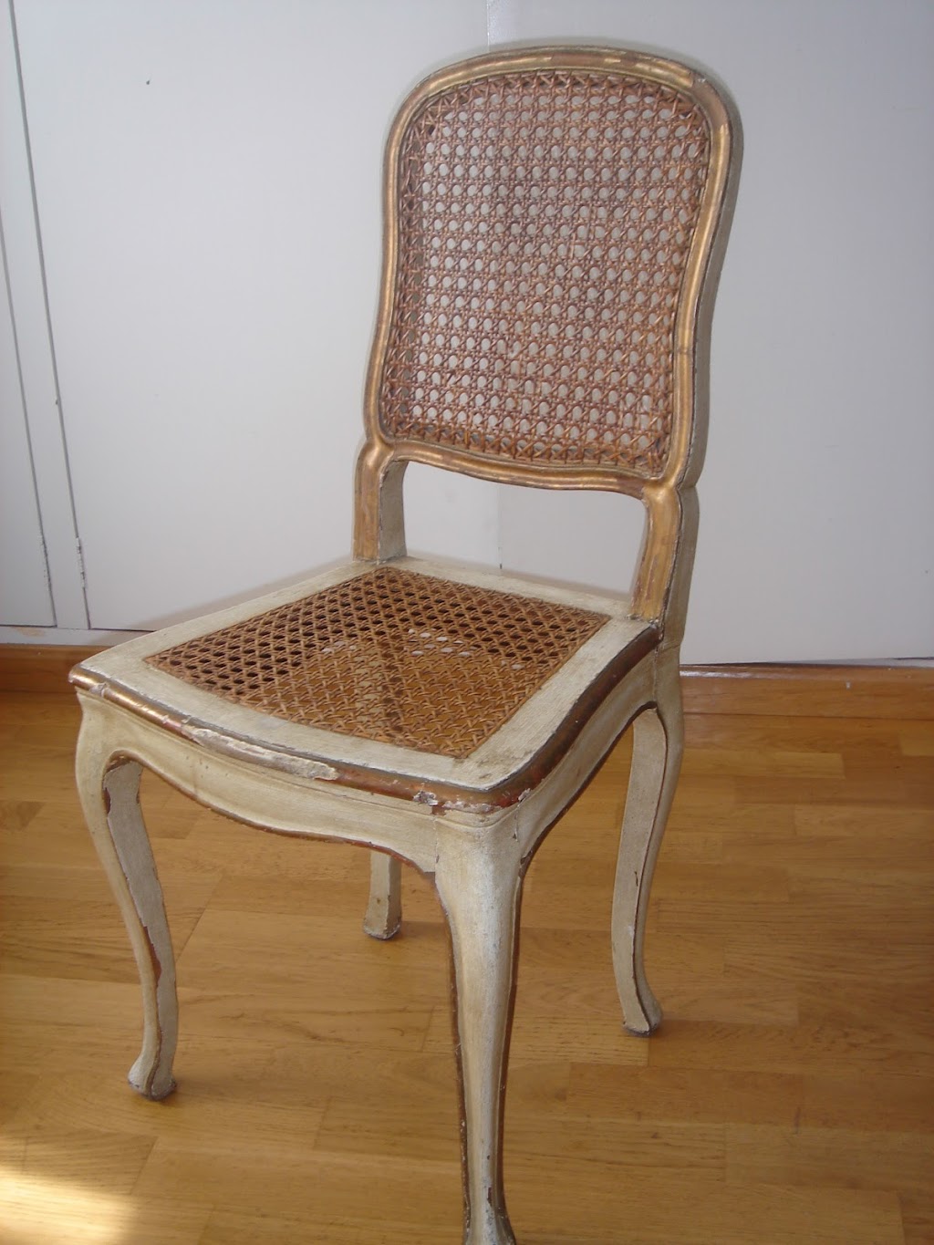 Carlottas Atelier | Baldwyn St, Armidale NSW 2350, Australia | Phone: 0468 474 514