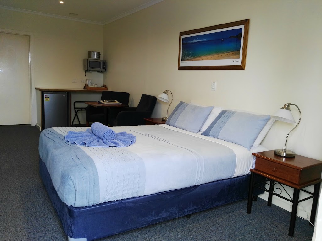 Navigators Motel | lodging | 2 Normandy Pl, Port Lincoln SA 5606, Australia | 0435987675 OR +61 435 987 675