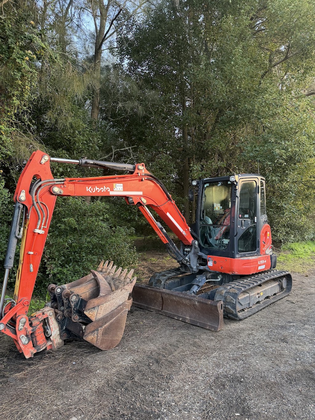 Brueys Contracting Services Pty Ltd | 53 Martinsville Rd, Cooranbong NSW 2265, Australia | Phone: 0422 428 534